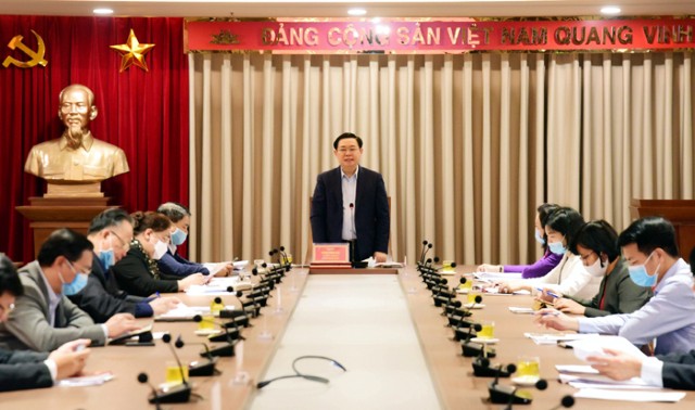 Bí thư Thành ủy: Thúc đẩy đầu tư công là nhiệm vụ trọng tâm thứ 2